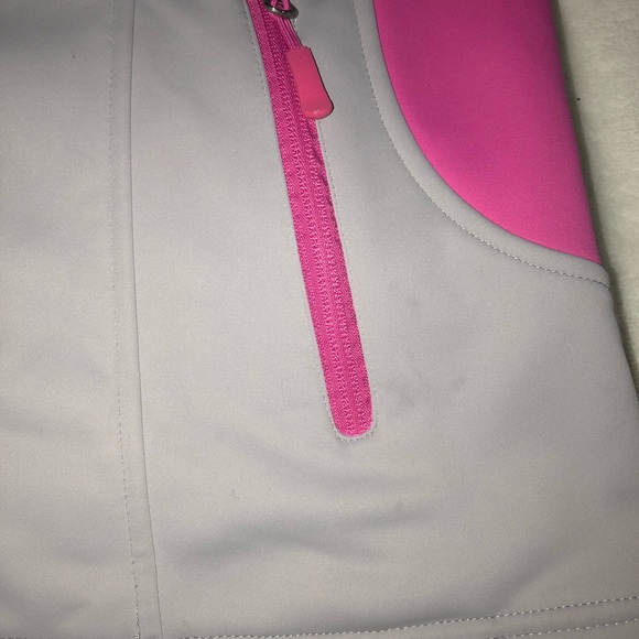 Girls Reebok Hoodie - Picture 8 of 8